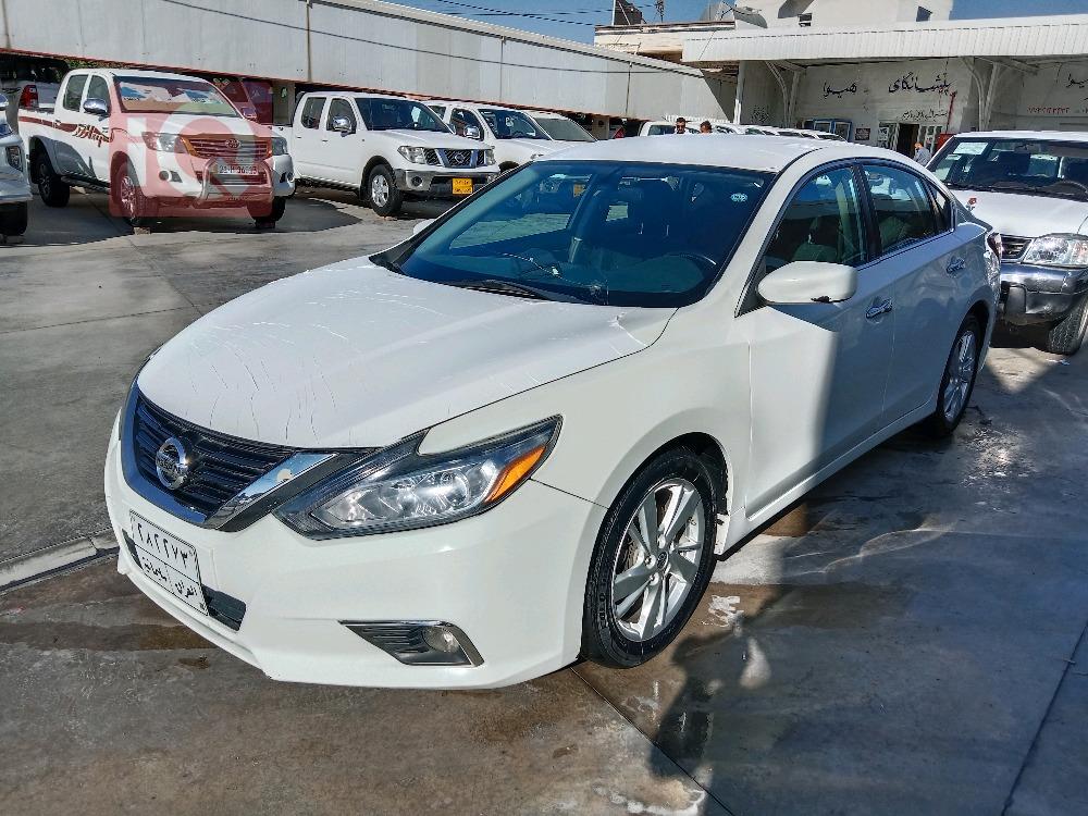 Nissan Altima